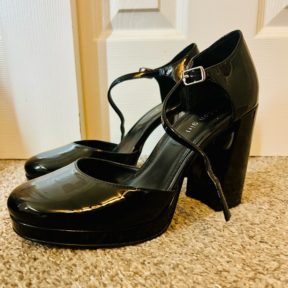 Madden Girl Unaa pumps